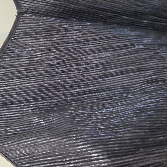 Nwt Vs Elegant Gray Sparkle Pleated Women's Top - Picture 3 of 3